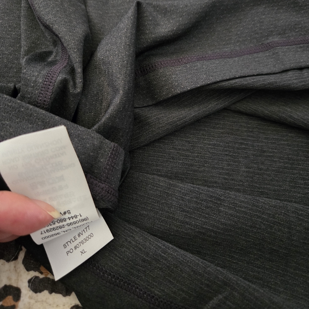 Vuori Tradewind Performance Long Sleeve Shirt Size X-Large - Picture 4 of 5